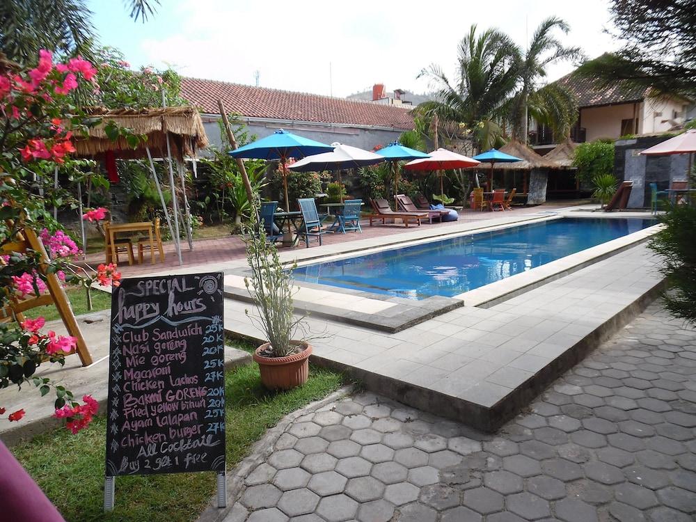 Melati Resort & Hotel Kuta  Buitenkant foto